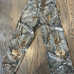 Boys size 7 adjustable waist Carhartt camo pants. Never worn.